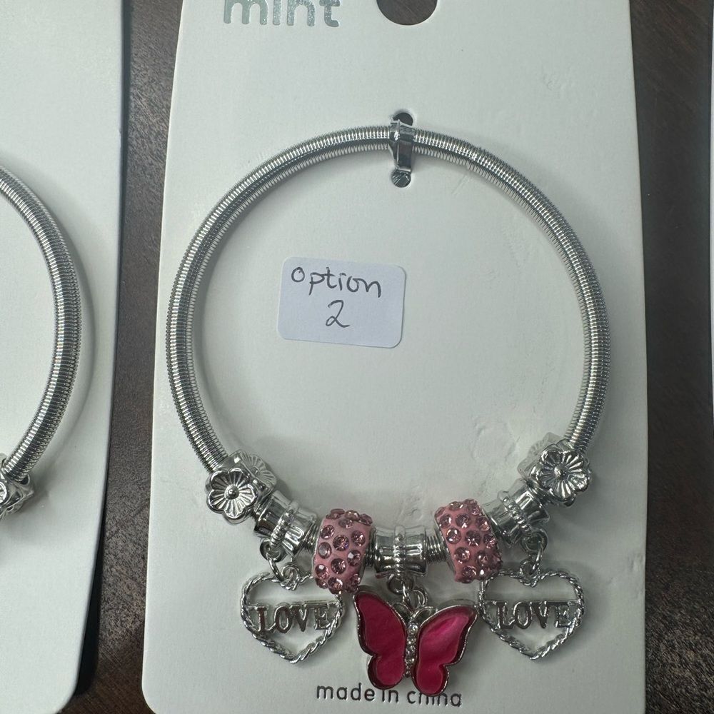 NWT Mint Stretchy Butterfly Bracelets- 7 Options $10 Closet Minimum Purchase - Picture 3 of 7